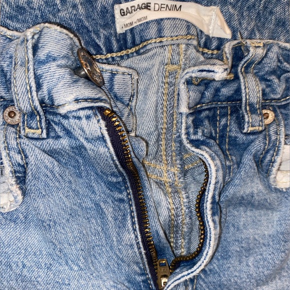 Garage Denim Mom jean Size 00 - Picture 2 of 4
